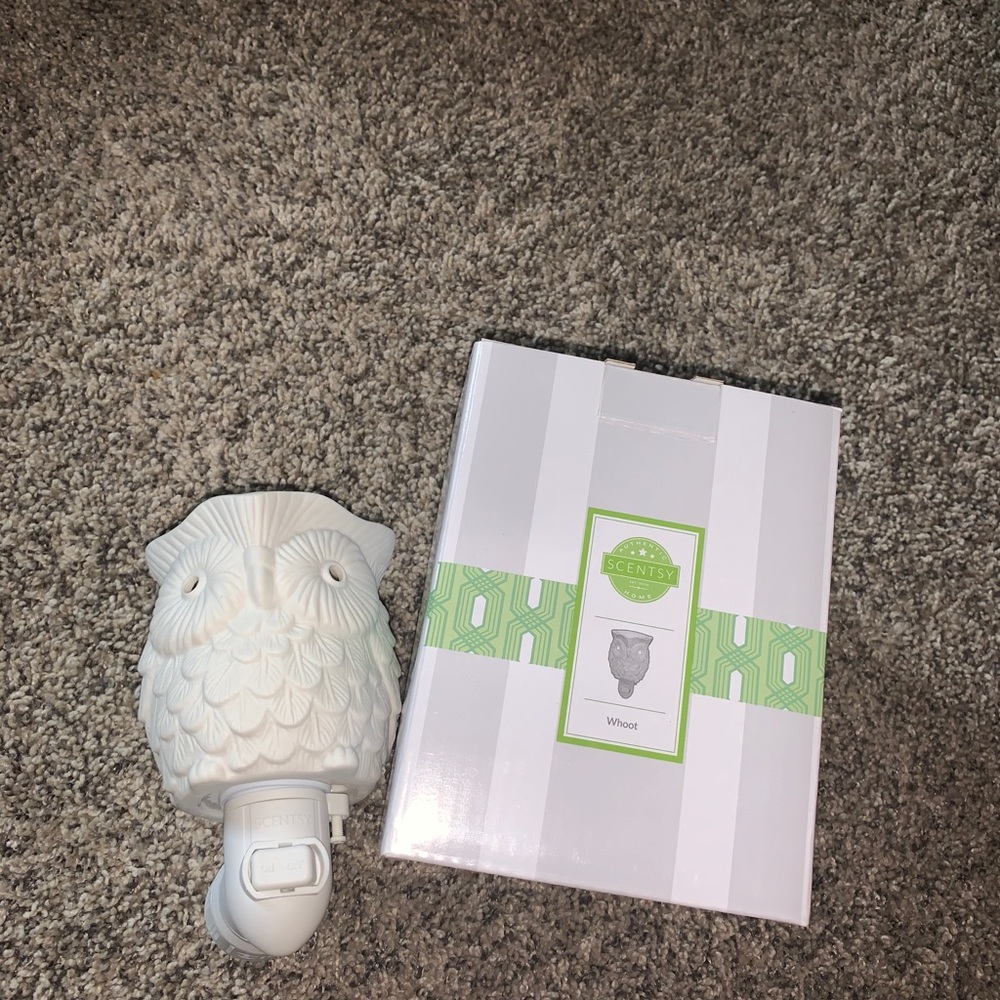 Scentsy electric wax warmer sets